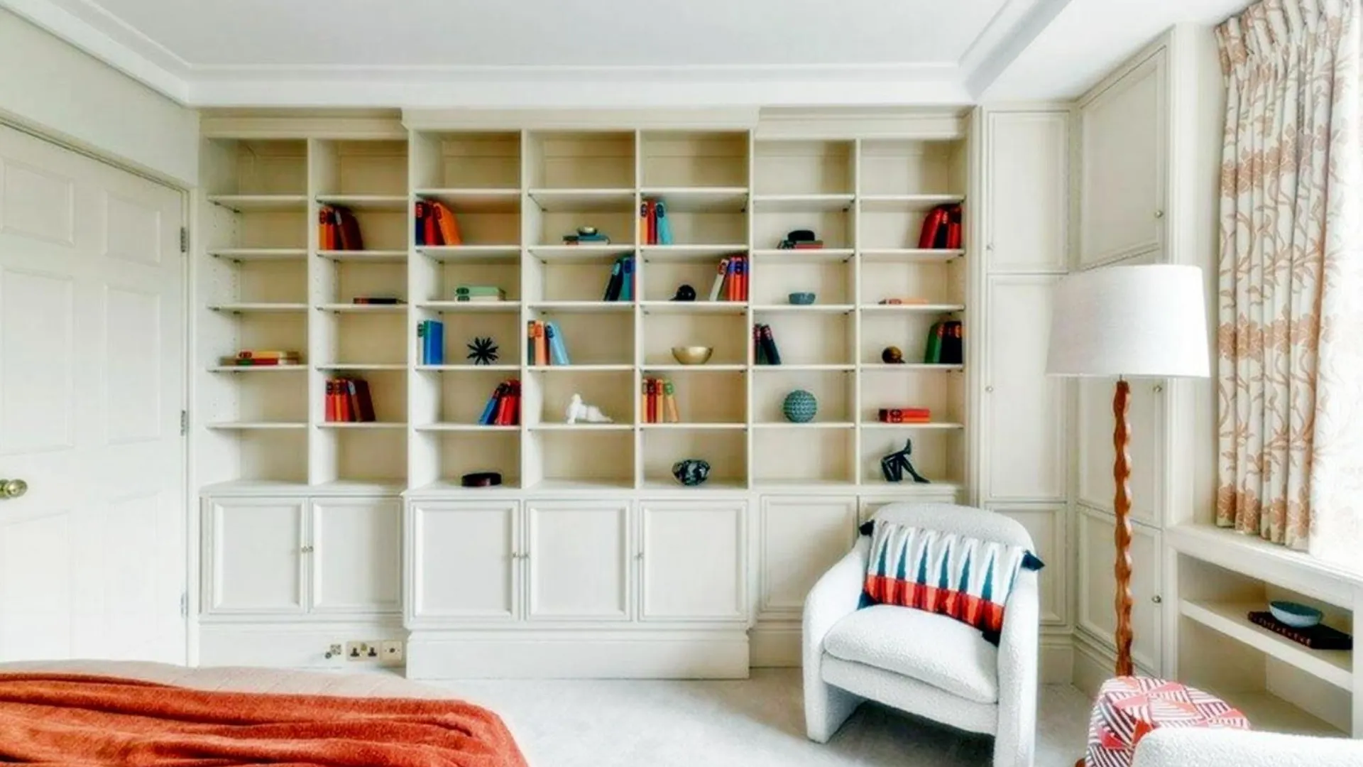 Well-Maintained 4-Bedroom Flat With Full Amenities London 0*,  United Kingdom